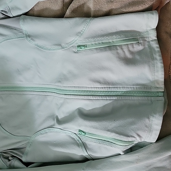 Long sleeve lulu - Picture 2 of 6